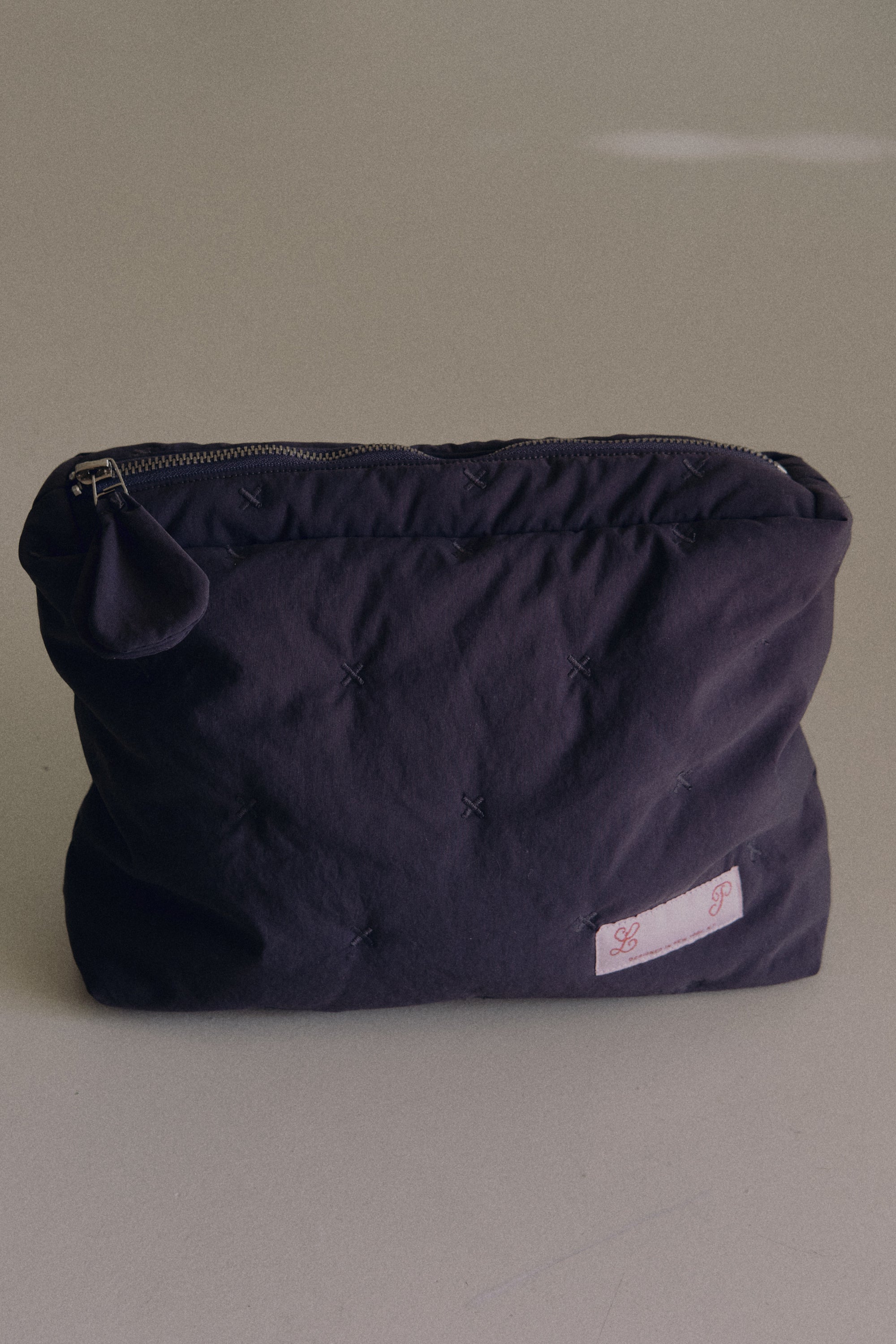 Puffy Travel Pouch + Charcoal – Little Puffy