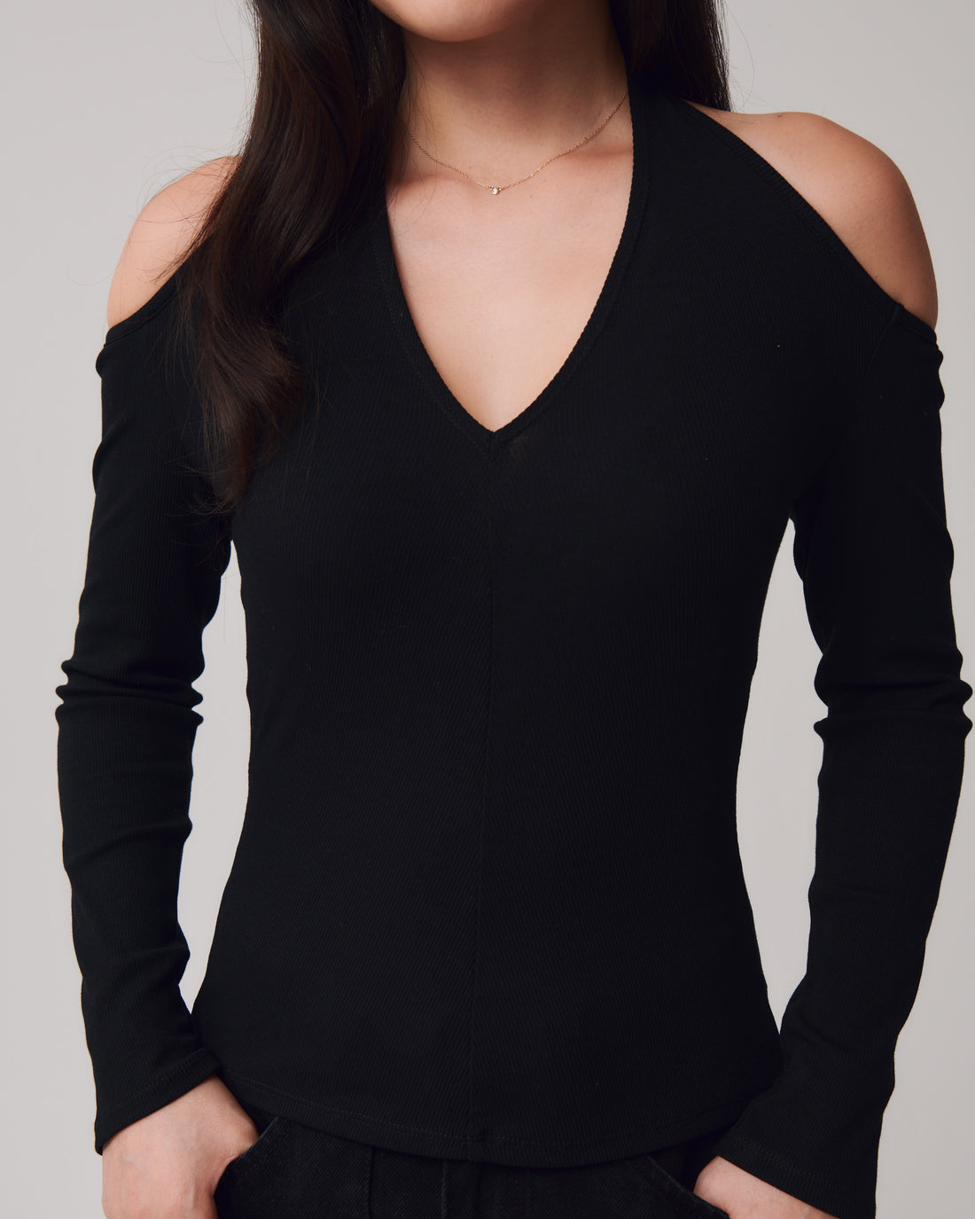 Halter Cut Out + Black - Little Puffy