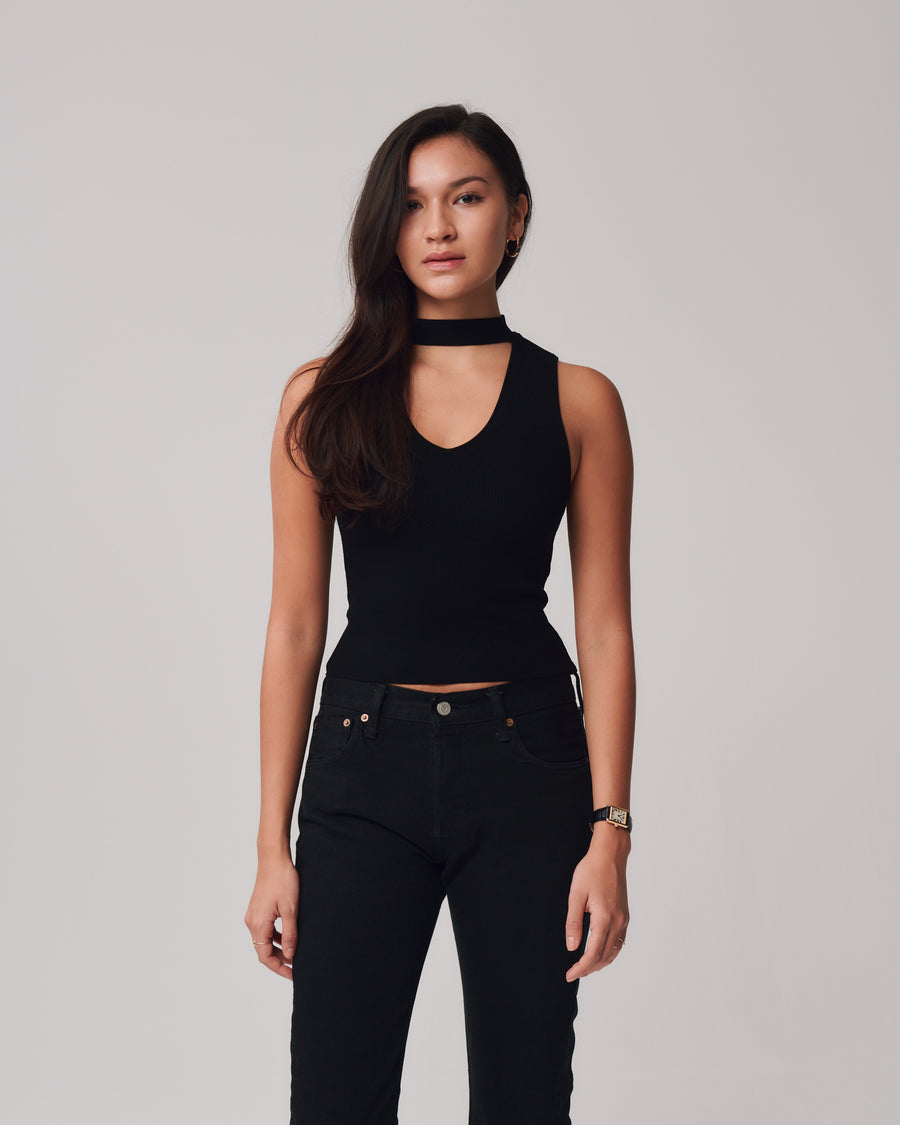 Sleeveless V Knit + Black - Little Puffy