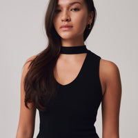 Sleeveless V Knit + Black - Little Puffy