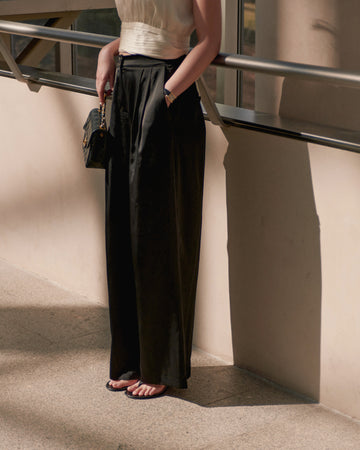 SATIN WIDE LEG PANTS - BLACK - Little Puffy